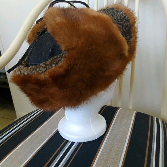 NWT Shearling Russian hat w/ Mink - Picture 7 of 12